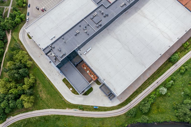 Best Industrial Roof Contractors Contractors in Dickson, TN